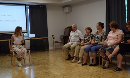 Seniorzy znów w akcji - imprezowo i... dietetycznie