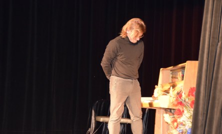 PIERWSZY KONCERT PIANISTYCZNY NA SCENIE TOK