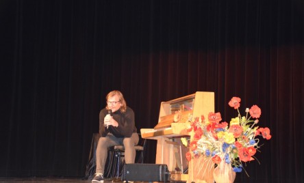 PIERWSZY KONCERT PIANISTYCZNY NA SCENIE TOK