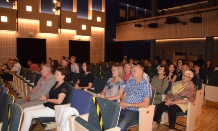 PIERWSZY KONCERT PIANISTYCZNY NA SCENIE TOK