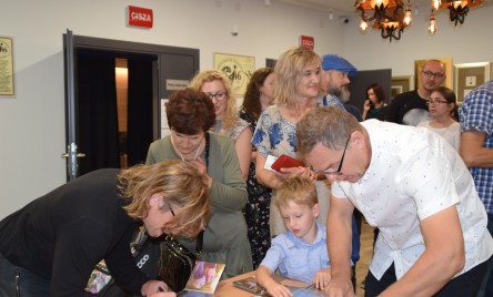 PIERWSZY KONCERT PIANISTYCZNY NA SCENIE TOK