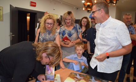 PIERWSZY KONCERT PIANISTYCZNY NA SCENIE TOK