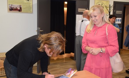 PIERWSZY KONCERT PIANISTYCZNY NA SCENIE TOK