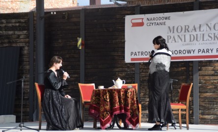Aktorki Teatru TOK SHOW na Narodowym Czytaniu 2021