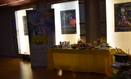 FESTIWAL TEATRÓW WIEJSKICH  ZWYKI 2021 W WARSZAWIE