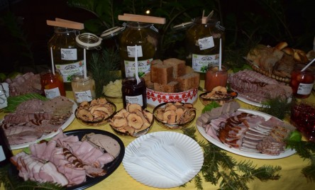 FESTIWAL TEATRÓW WIEJSKICH  ZWYKI 2021 W WARSZAWIE