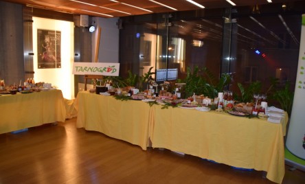 FESTIWAL TEATRÓW WIEJSKICH  ZWYKI 2021 W WARSZAWIE