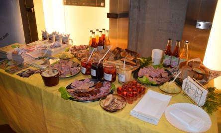 FESTIWAL TEATRÓW WIEJSKICH  ZWYKI 2021 W WARSZAWIE