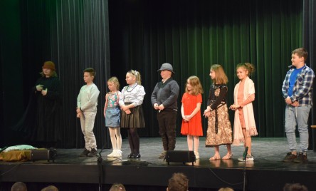 Międzynarodowy Dzień Teatru w TOK-u z Brzechwą i Teatrem Młodszych
