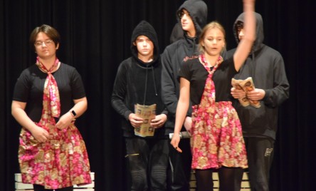 21. POWIATOWY PRZEGLĄD TEATRÓW DZIECIĘCYCH I MŁODZIEŻOWYCH