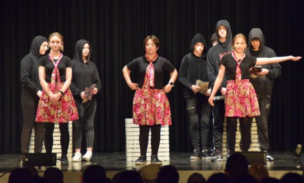 21. POWIATOWY PRZEGLĄD TEATRÓW DZIECIĘCYCH I MŁODZIEŻOWYCH