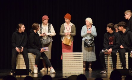 21. POWIATOWY PRZEGLĄD TEATRÓW DZIECIĘCYCH I MŁODZIEŻOWYCH