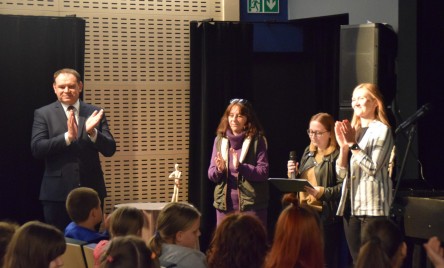 21. POWIATOWY PRZEGLĄD TEATRÓW DZIECIĘCYCH I MŁODZIEŻOWYCH