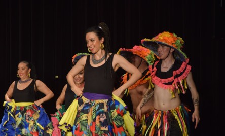 "Compañía Artística y Cultural Sintana” z Bogoty na tarnogrodzkiej scenie