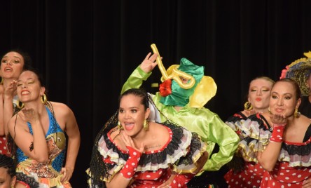 "Compañía Artística y Cultural Sintana” z Bogoty na tarnogrodzkiej scenie