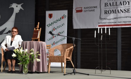 NARODOWE CZYTANIE 2022 W TARNOGRODZIE