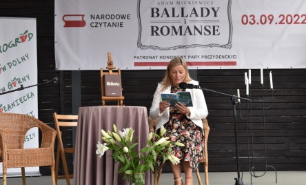 NARODOWE CZYTANIE 2022 W TARNOGRODZIE