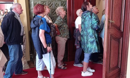 A seniorzy podróżują...
