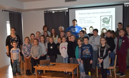 Ludowy kalejdoskop na tarnogrodzkiej scenie