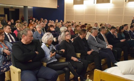 Ludowy kalejdoskop na tarnogrodzkiej scenie