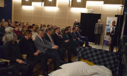 Ludowy kalejdoskop na tarnogrodzkiej scenie