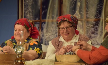 Ludowy kalejdoskop na tarnogrodzkiej scenie