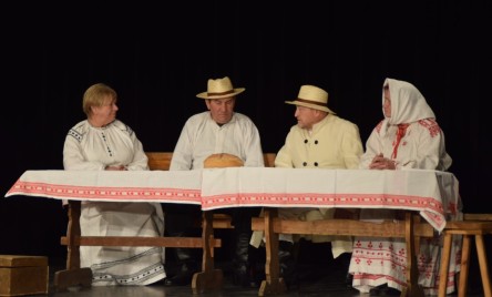 Ludowy kalejdoskop na tarnogrodzkiej scenie