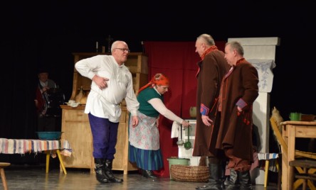 Ludowy kalejdoskop na tarnogrodzkiej scenie