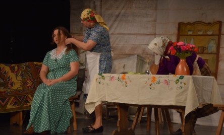 Ludowy kalejdoskop na tarnogrodzkiej scenie