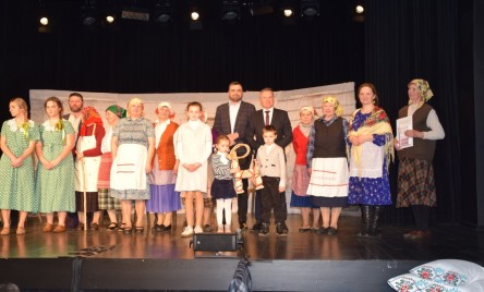 Ludowy kalejdoskop na tarnogrodzkiej scenie