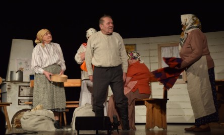 Ludowy kalejdoskop na tarnogrodzkiej scenie