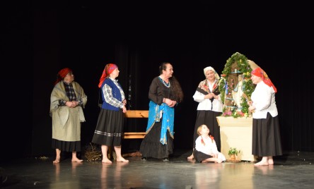 Ludowy kalejdoskop na tarnogrodzkiej scenie