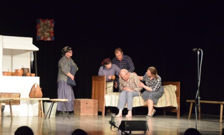 Ludowy kalejdoskop na tarnogrodzkiej scenie