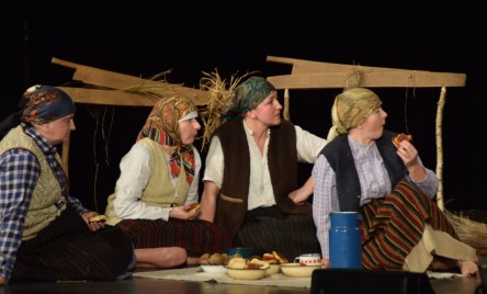 Ludowy kalejdoskop na tarnogrodzkiej scenie