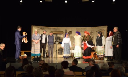 Ludowy kalejdoskop na tarnogrodzkiej scenie