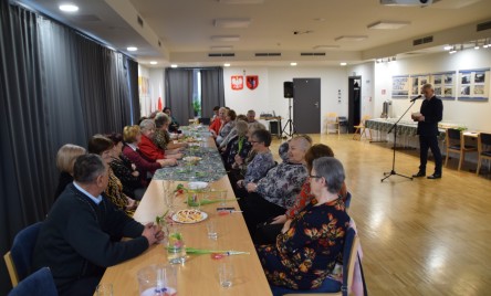 DZIEŃ KOBIET W TARNOGRODZKIM KLUBIE SENIORA
