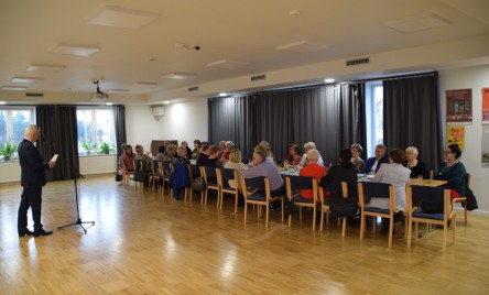 DZIEŃ KOBIET W TARNOGRODZKIM KLUBIE SENIORA