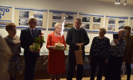 DZIEŃ KOBIET W TARNOGRODZKIM KLUBIE SENIORA