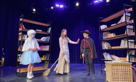 Wiosennie i teatralnie na scenie 