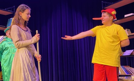 Wiosennie i teatralnie na scenie 