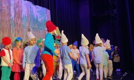 Wiosennie i teatralnie na scenie 