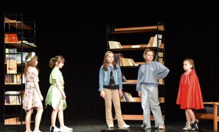 Powiatowe święto teatrów dziecięcych i młodzieżowych