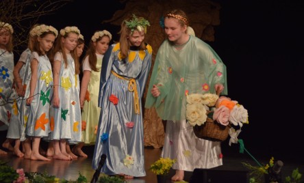 Powiatowe święto teatrów dziecięcych i młodzieżowych