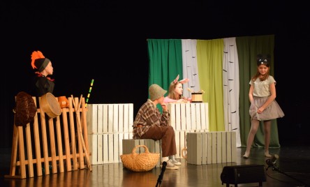 Powiatowe święto teatrów dziecięcych i młodzieżowych