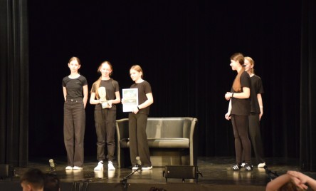 Powiatowe święto teatrów dziecięcych i młodzieżowych