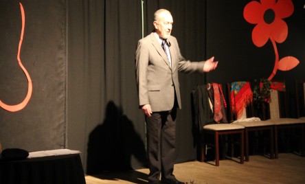 ROZWAŻANIA AMATORSKIEGO TEATRU ROZMAITOSCI Z OPATOWA