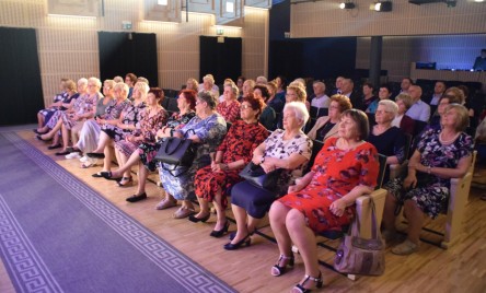 Majówka klubów seniora
