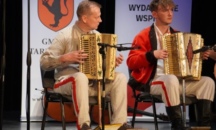 Wieczór Folkloru - Paweł Steczkowski & TEUTA PROJECT z kapelą z Kurpiów 