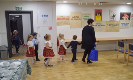 TARNOGRODZKIE PRZEDSZKOLAKI DLA TARNOGRODZKICH SENIORÓW