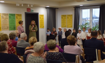 TARNOGRODZKIE PRZEDSZKOLAKI DLA TARNOGRODZKICH SENIORÓW